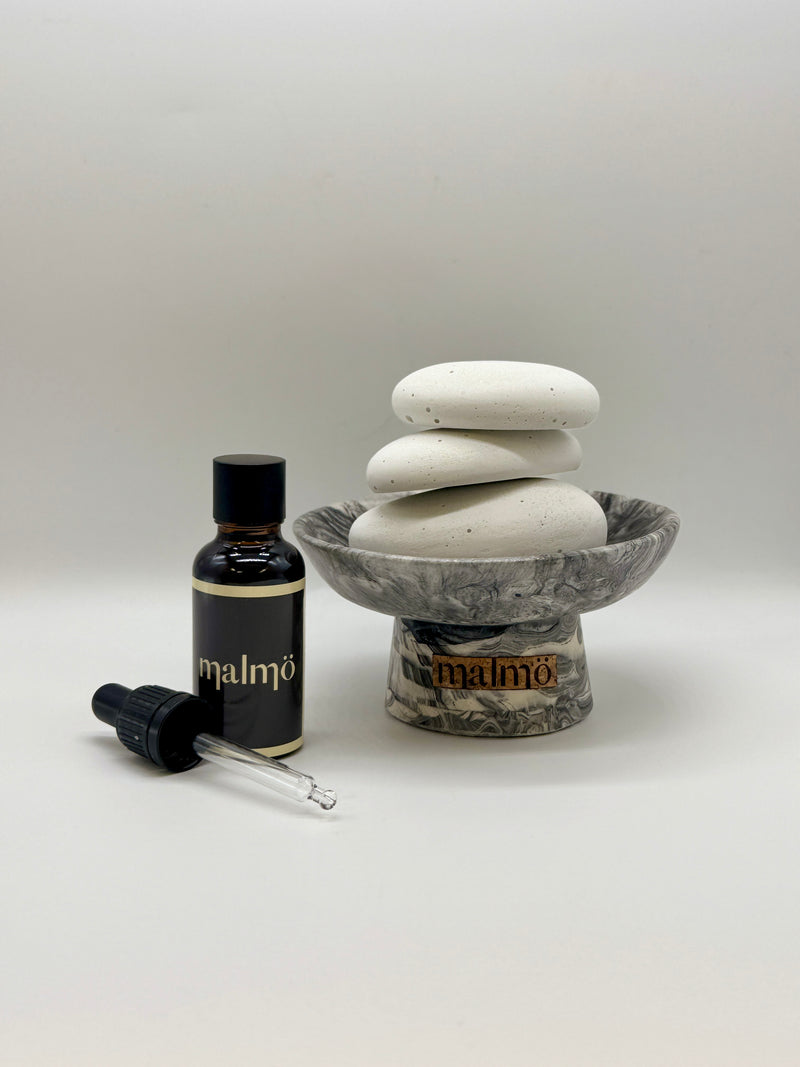 Black Aroma Pebble Bowl with Lemon Oil