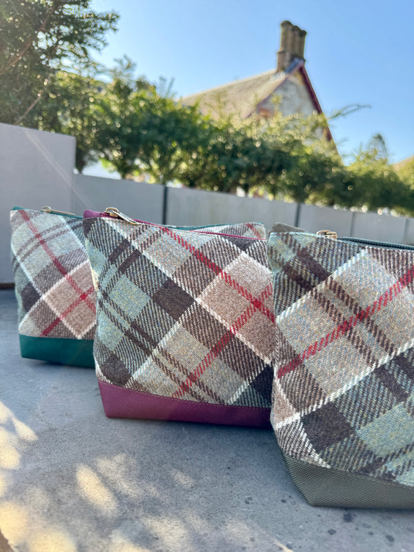 Weathered Colquhoun Washbag