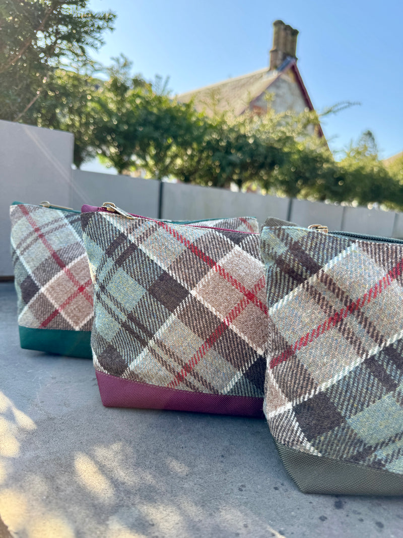 Weathered Colquhoun Washbag