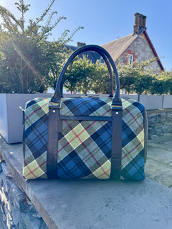 Piper Holdall Bag in Ancient Colquhoun Tweed & Leather
