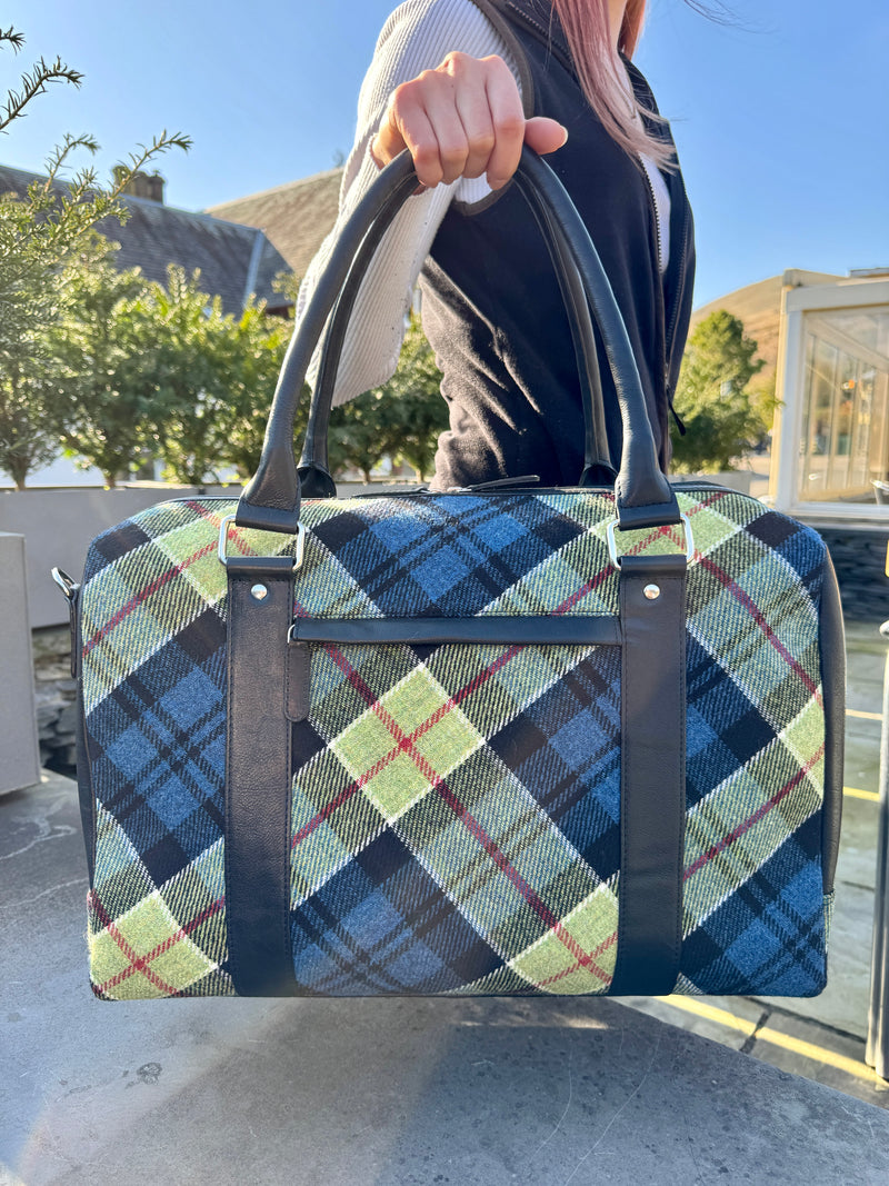 Piper Holdall Bag in Ancient Colquhoun Tweed & Leather