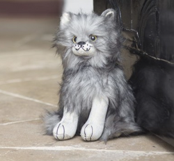 Posh Maine Coon Cat Doorstop