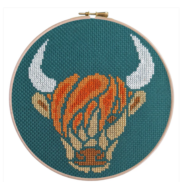 Highland Cow Cross Stitch Hoop Kit