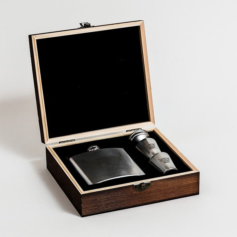 Highland Cow Hip Flask and Cup Set