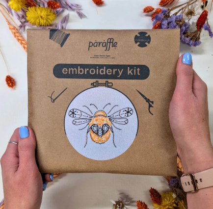 Bee Embroidery Hoop Kit