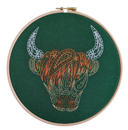 Highland Cow Embroidery Hoop Kit