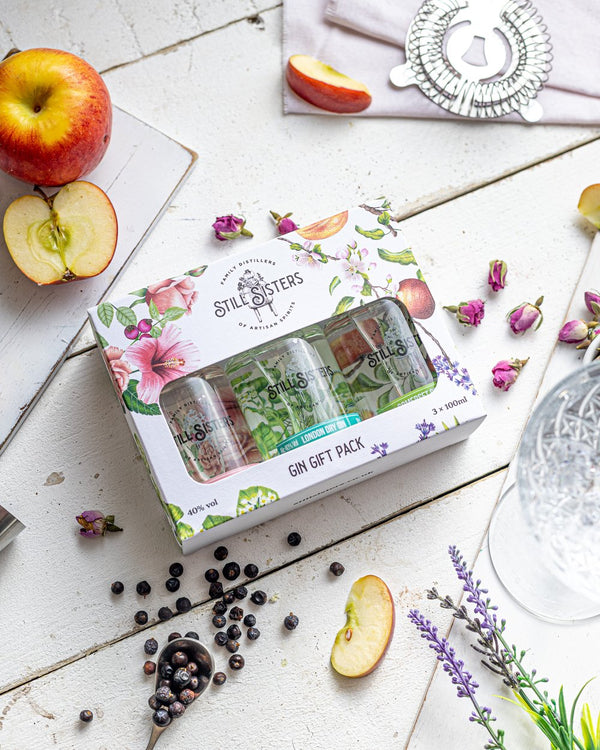Still Sisters Gin Gift Pack