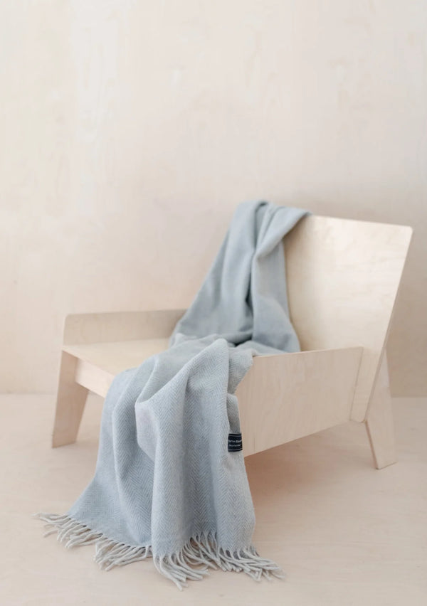 Recycled Wool Blanket in Silver Herringbone
